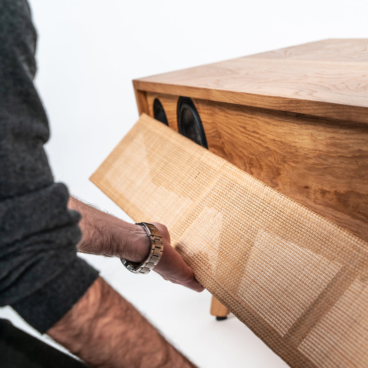 TV STAND (NATURAL)